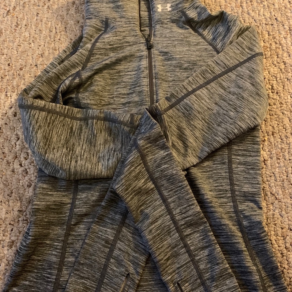 Under Armour Top
